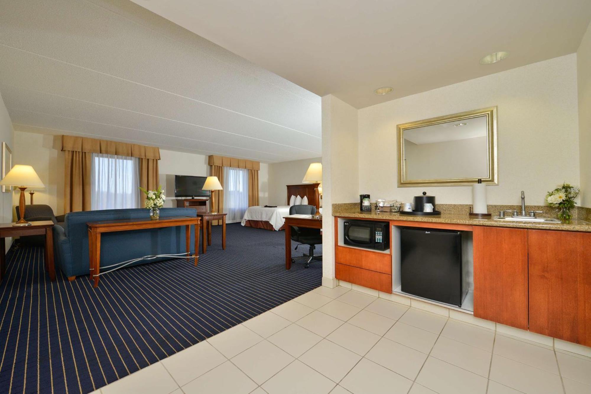 Hampton Inn Фармвілл Екстер'єр фото